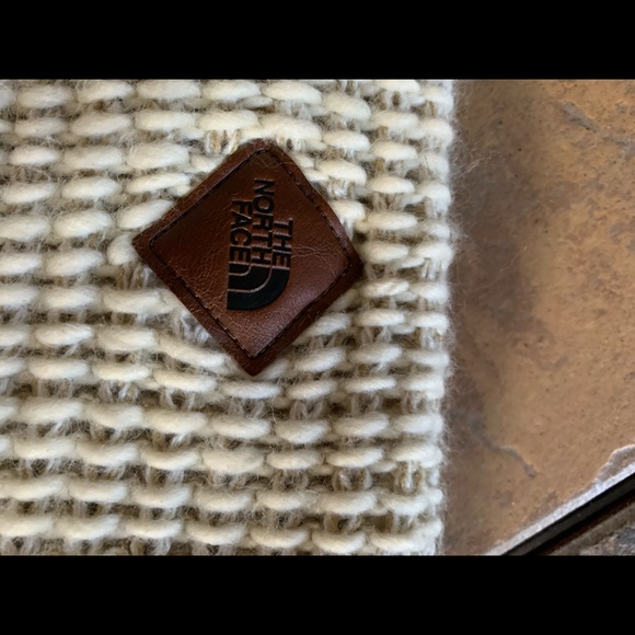 North Face Infinity Scarf/Neck Warmer - Picture 1 of 3